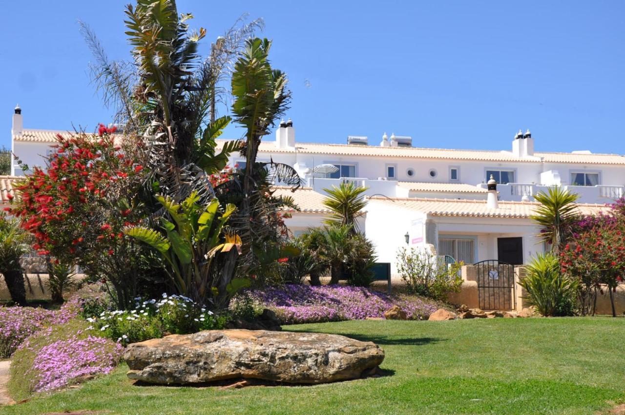 Ocean Villas Luz Esterno foto